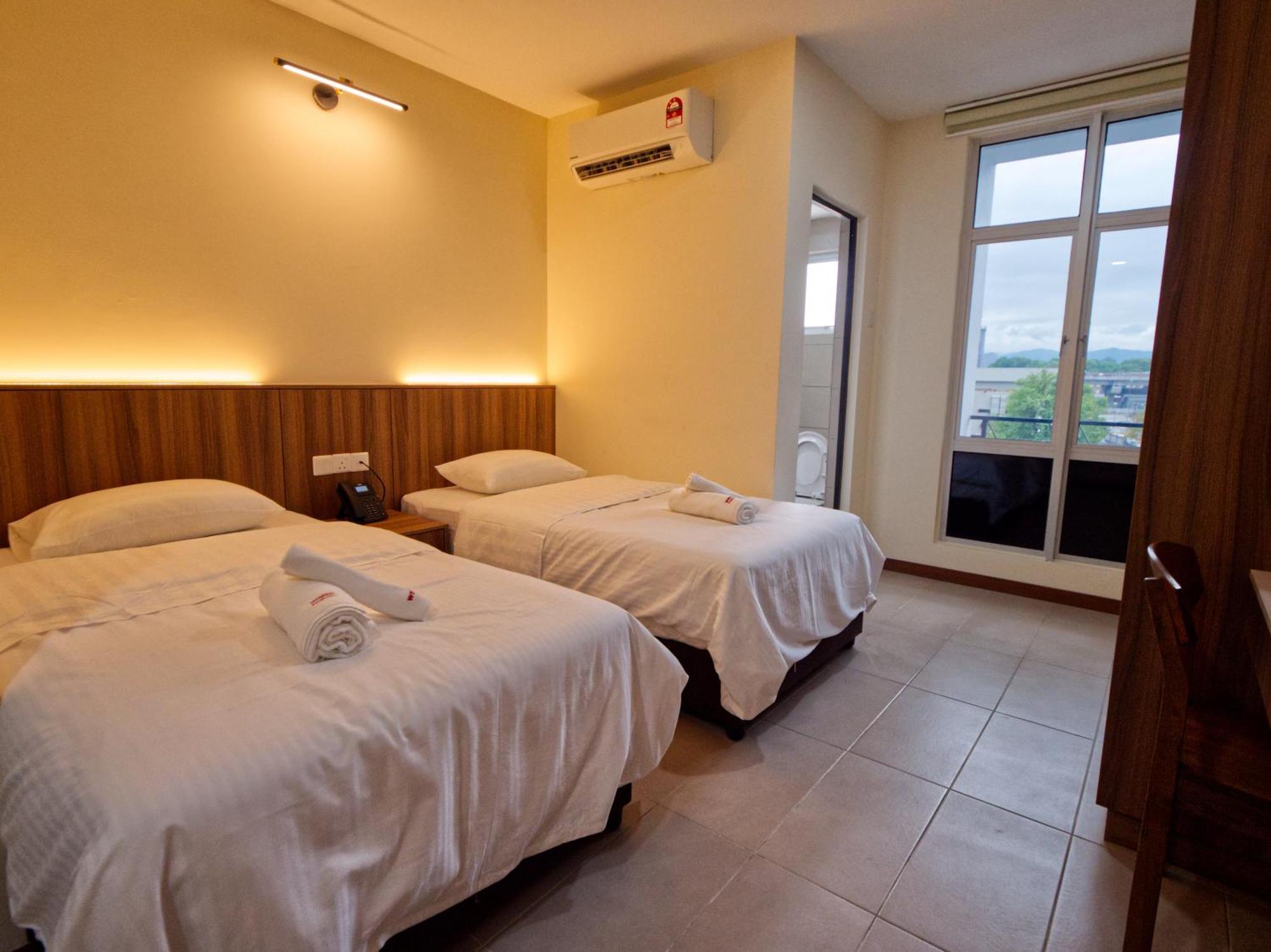 Weiss Hotels Kepong Baru Kampong Jawa Tengah Kültér fotó